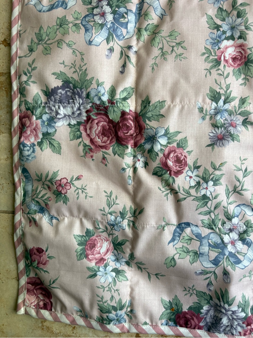 Vintage Closet Hanger - Picture 2 of 10